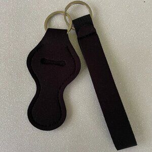 NWOT 2 Piece Neoprene Wristlet & Lip Balm Keychain Set